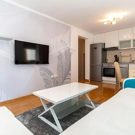 The Harmony Away From Home Belgrade Exterior photo